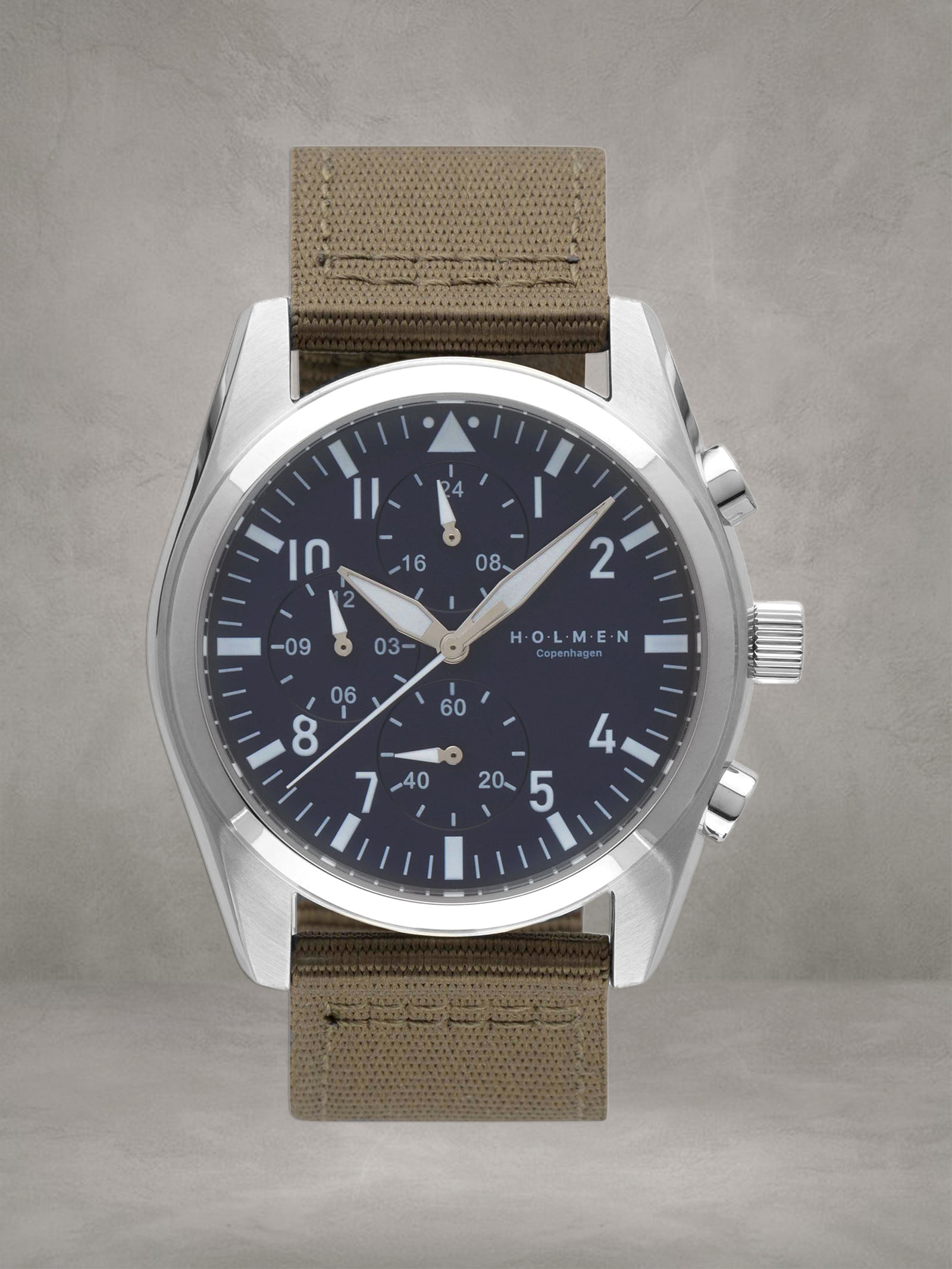 HOLMEN ADVENTURER