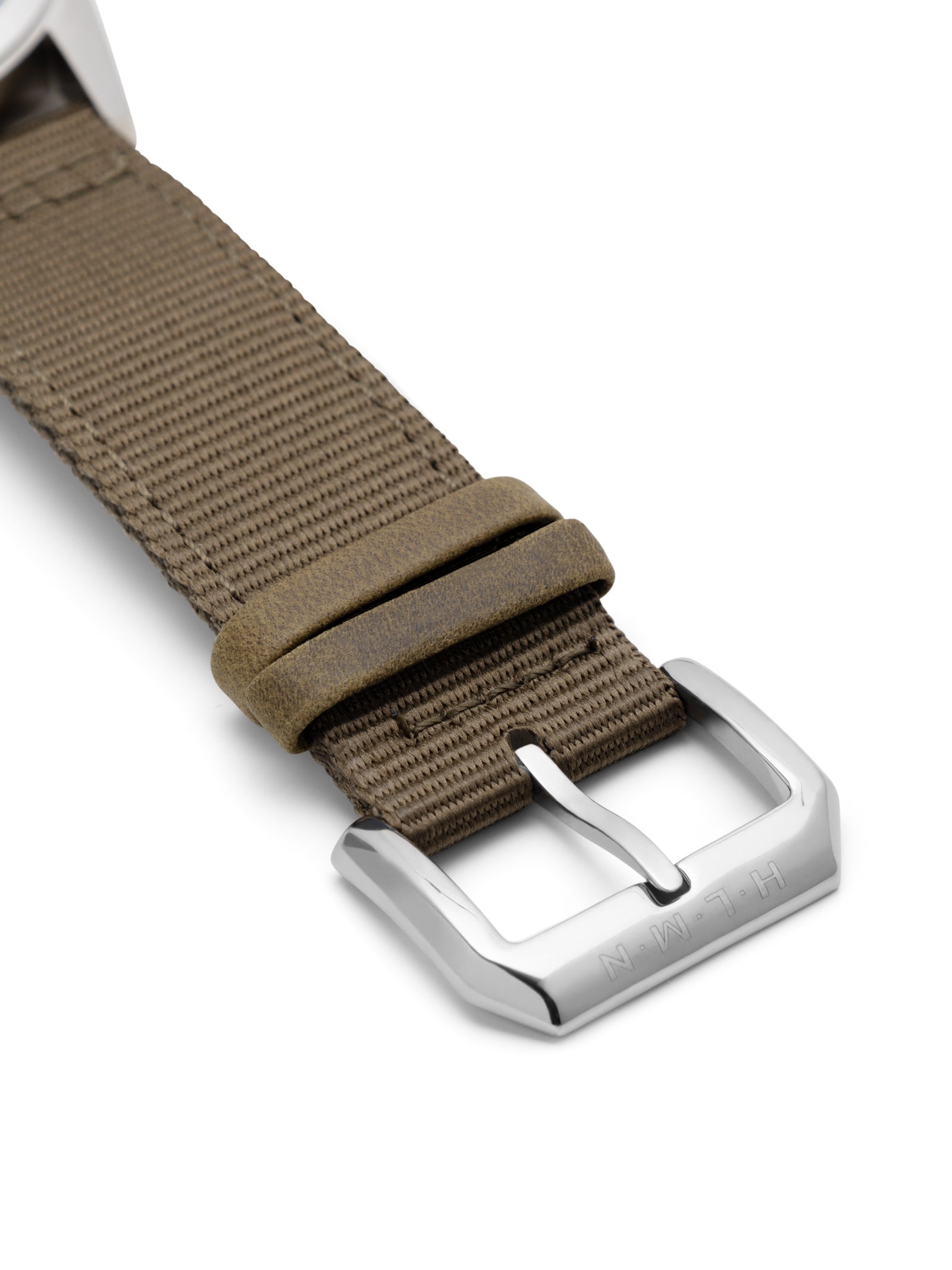 #strap color_khaki