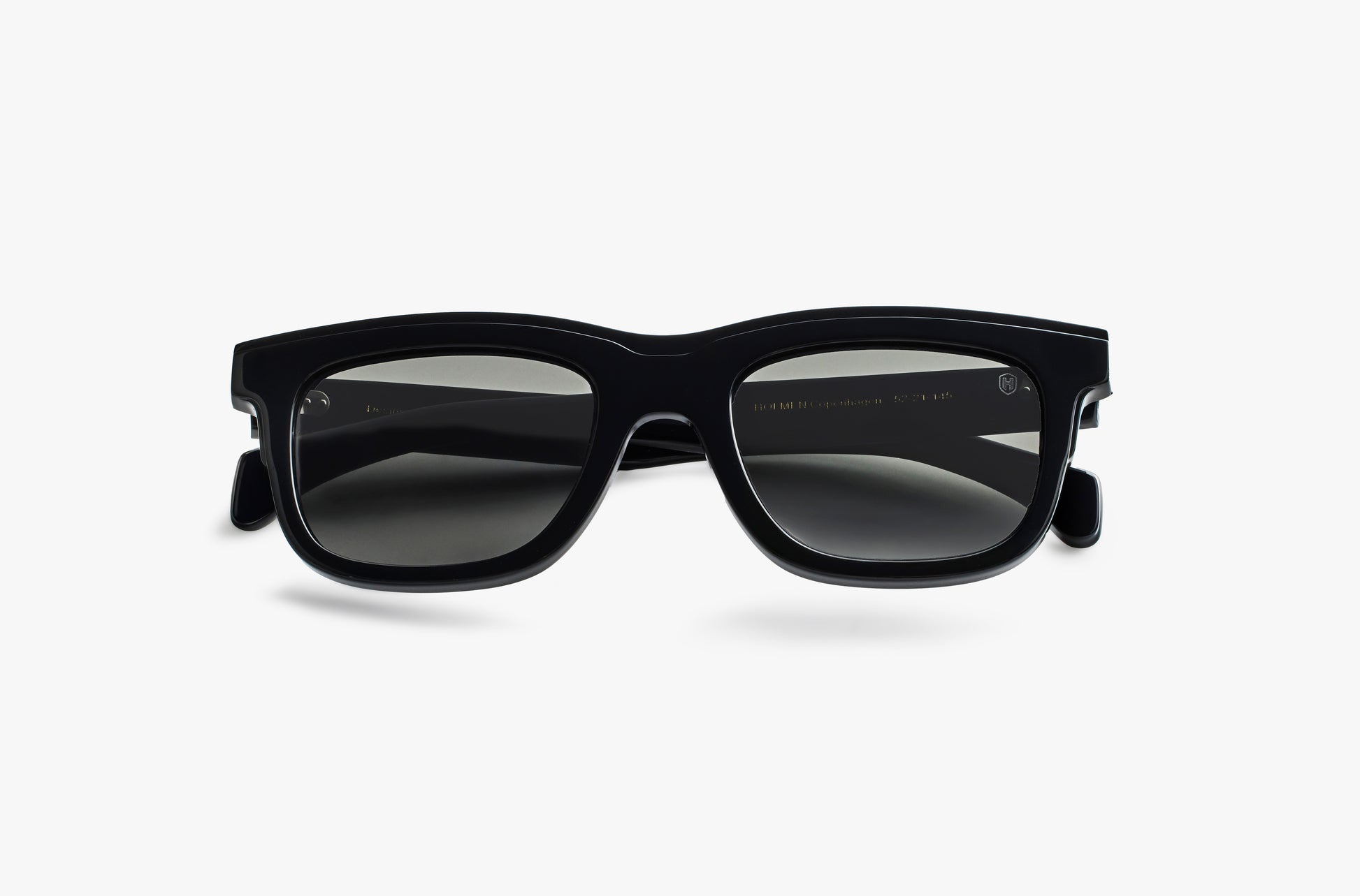 ADVENTURER BLACK SUNGLASSES
