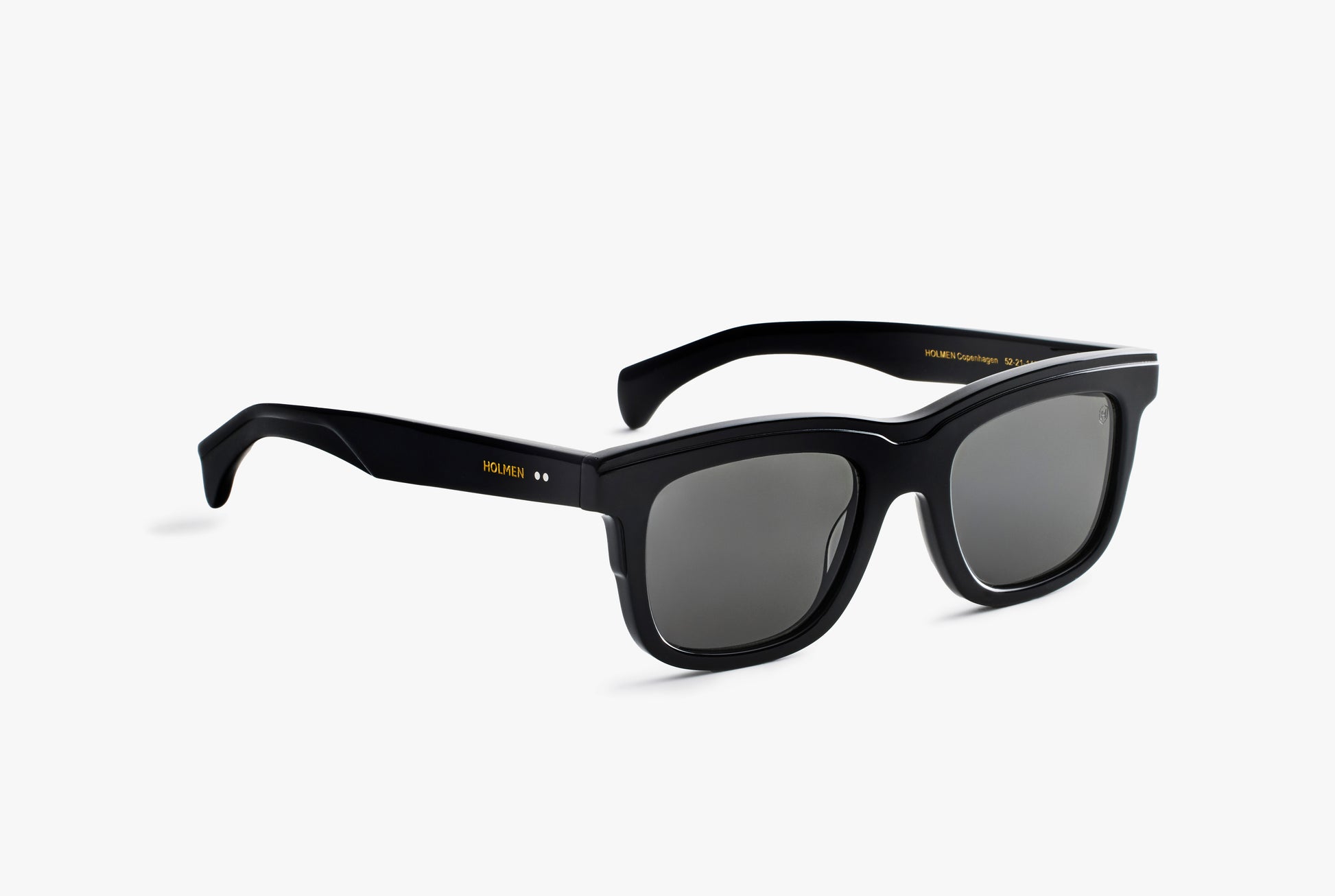 ADVENTURER BLACK SUNGLASSES