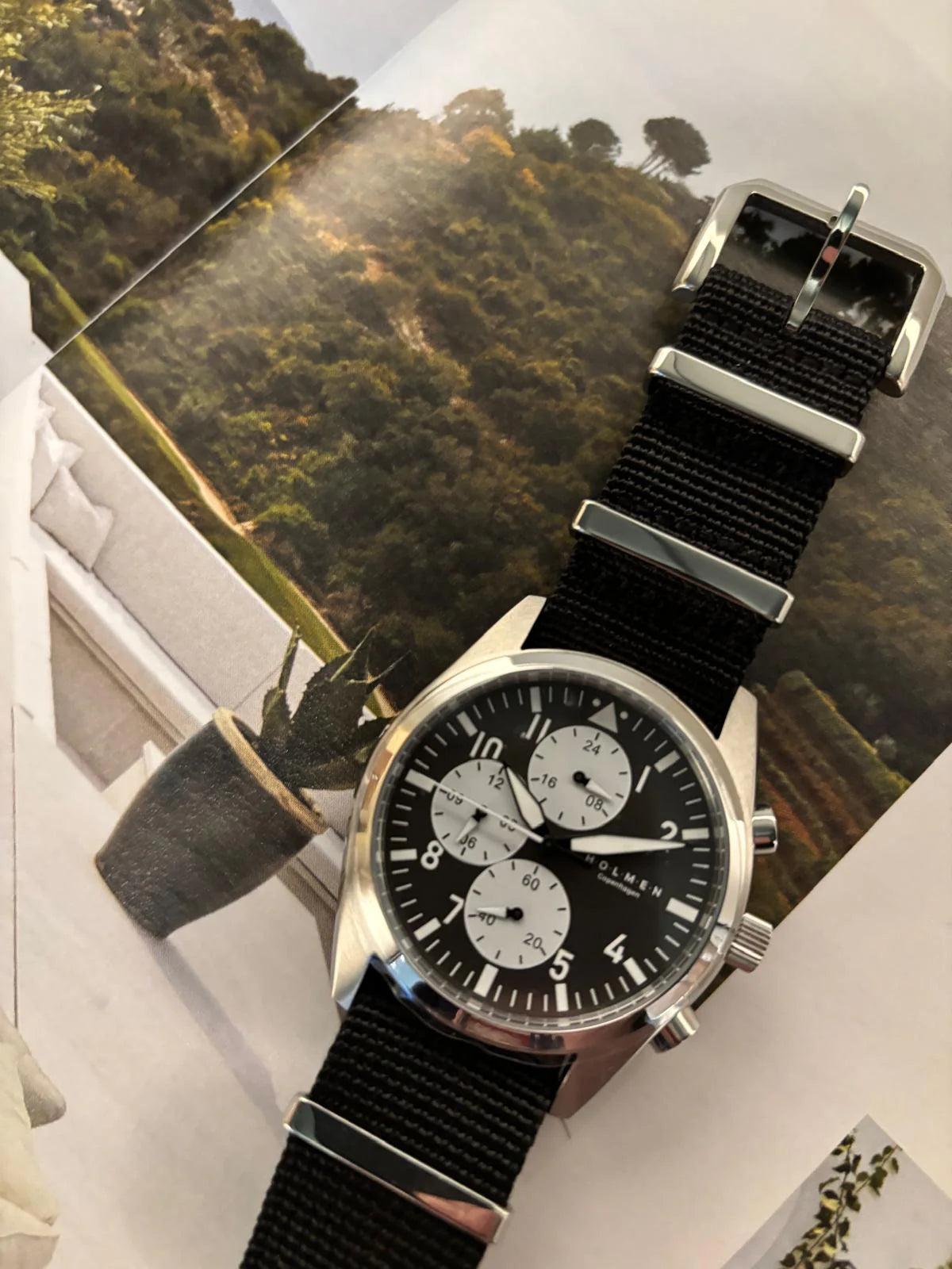 HOLMEN ADVENTURER
