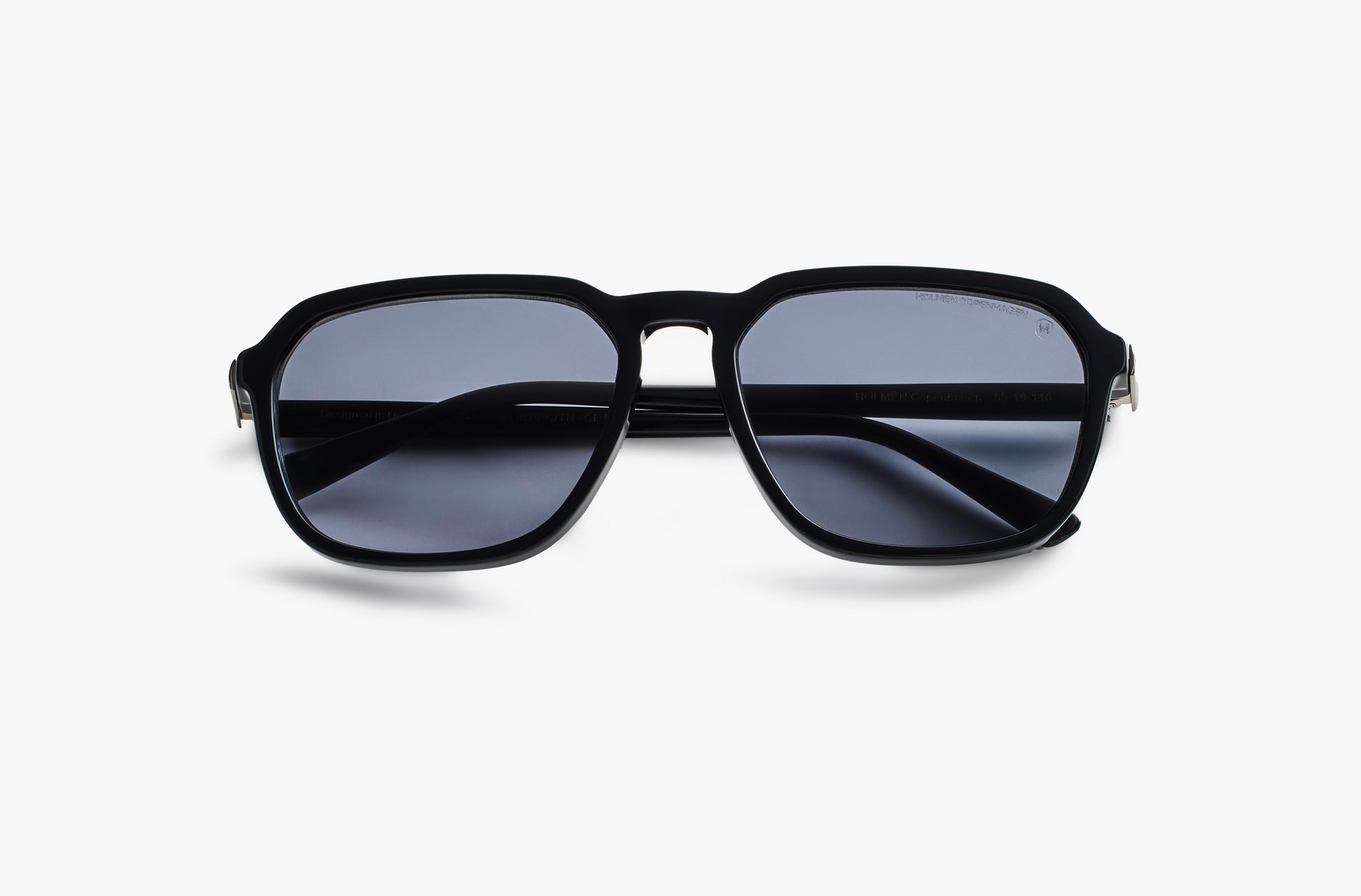 TRIANGLEN BLACK SUNGLASSES