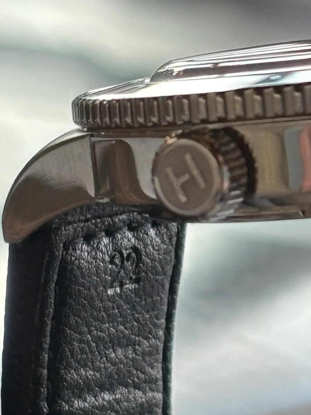 HOLMEN EXPLORER