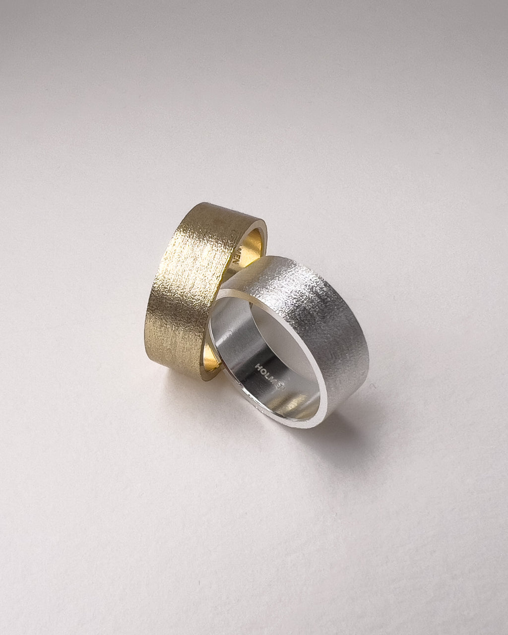 CITY RING BRUSHED GOLD 8MM
