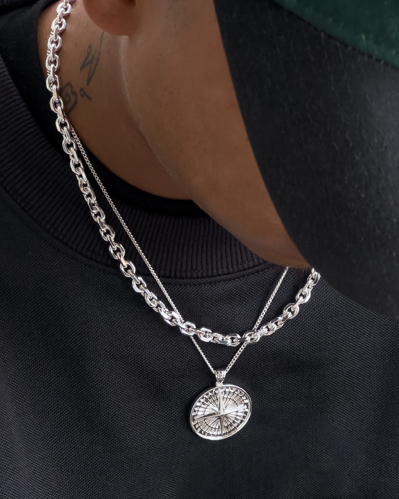 COMPASS NECKLACE 2MM SILVER