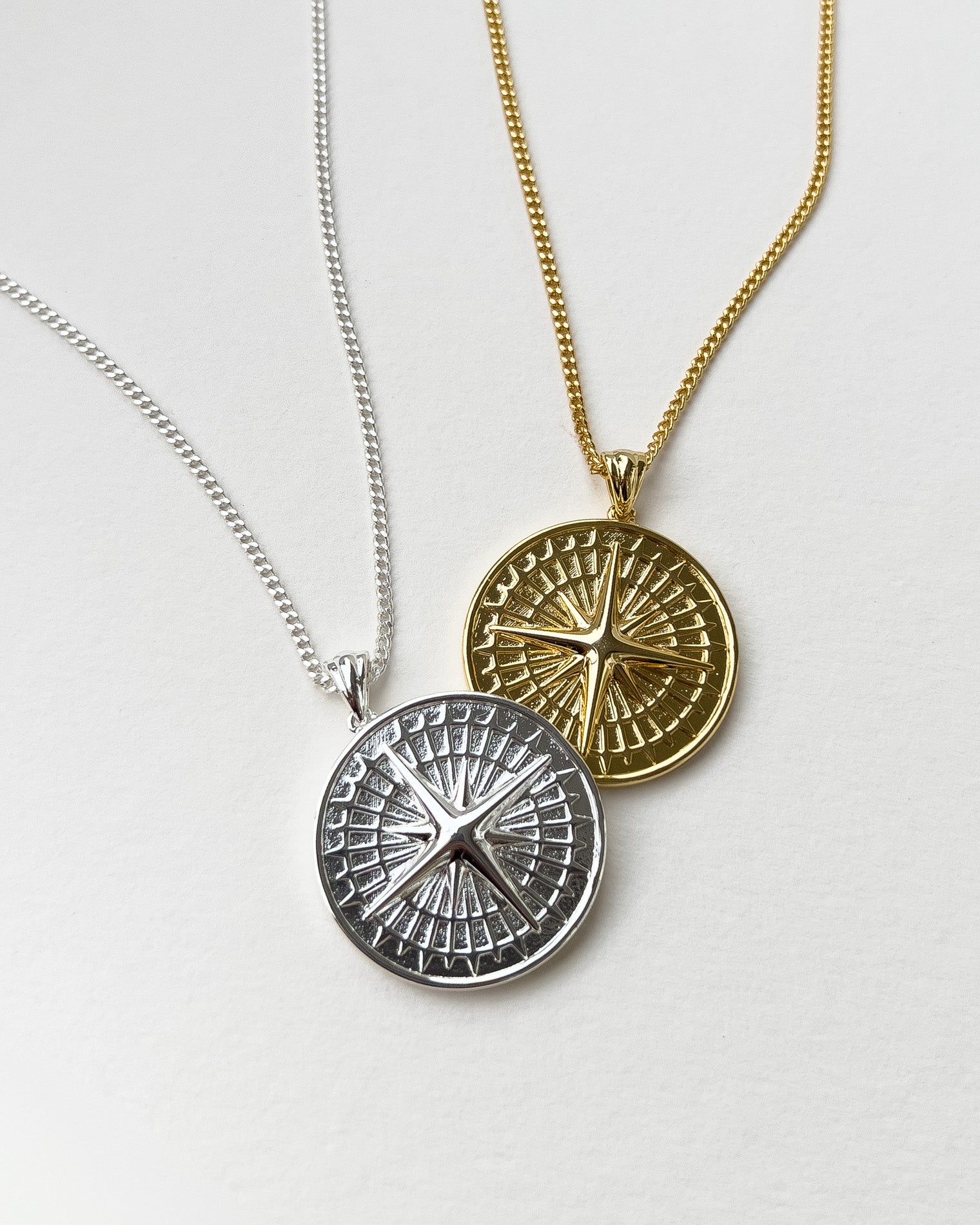 COMPASS NECKLACE 2MM GOLD