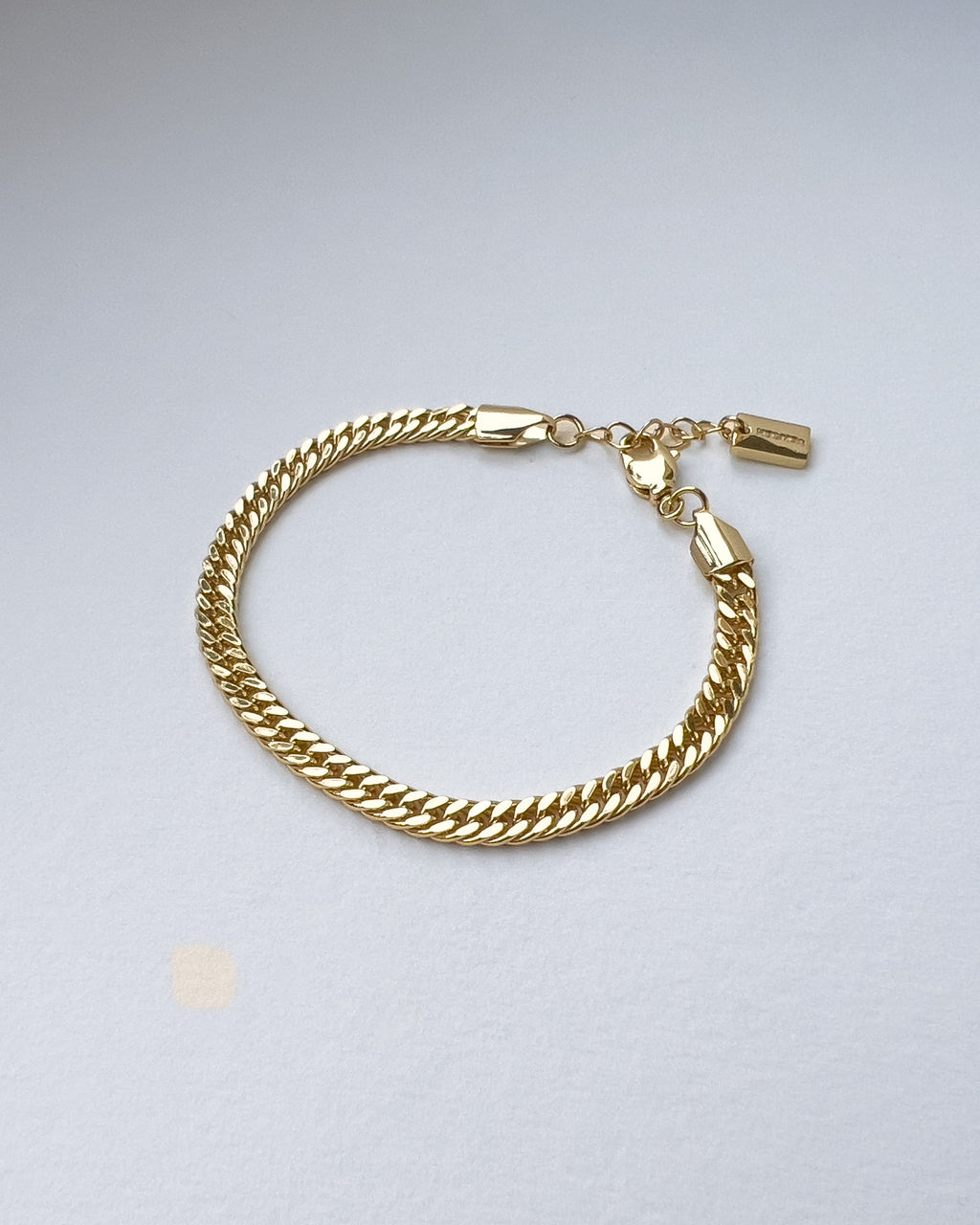 TRIANGLEN CUBAN BRACELET 5MM GOLD
