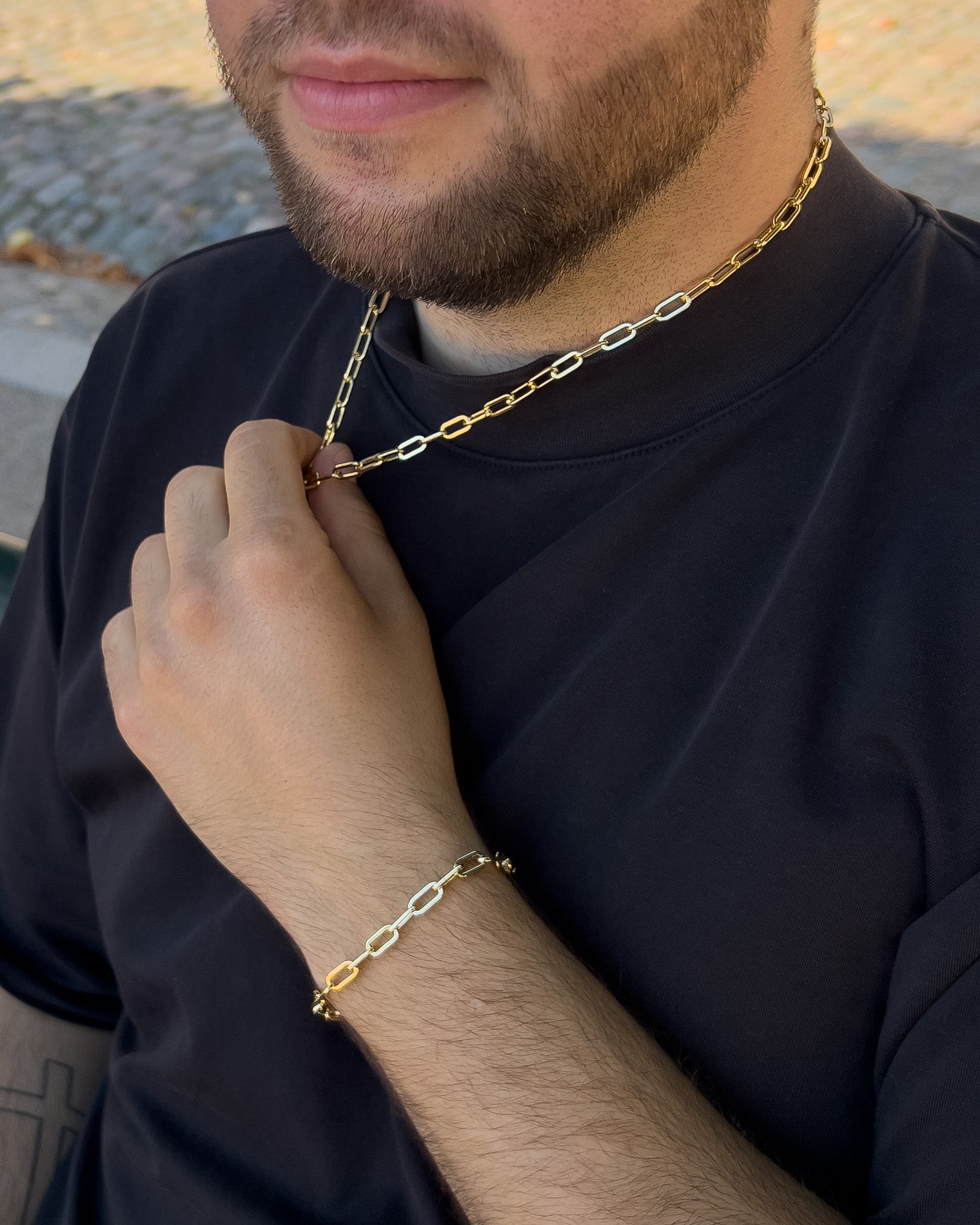 TRIANGLEN NECKLACE 5MM GOLD